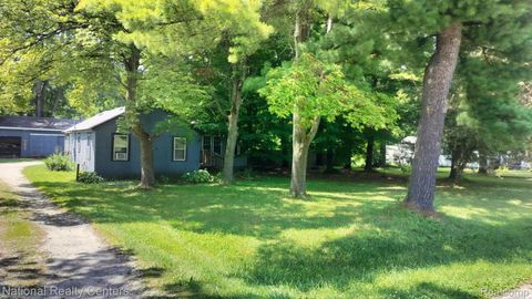 3309 Rabidue Clyde Township MI 48049