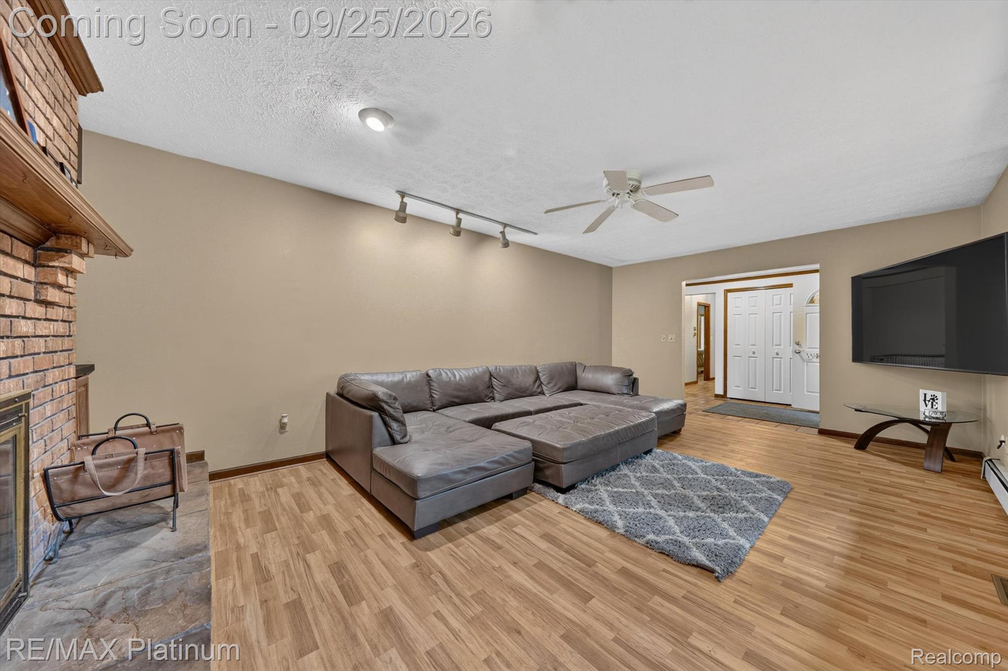 9780 Daleview Drive