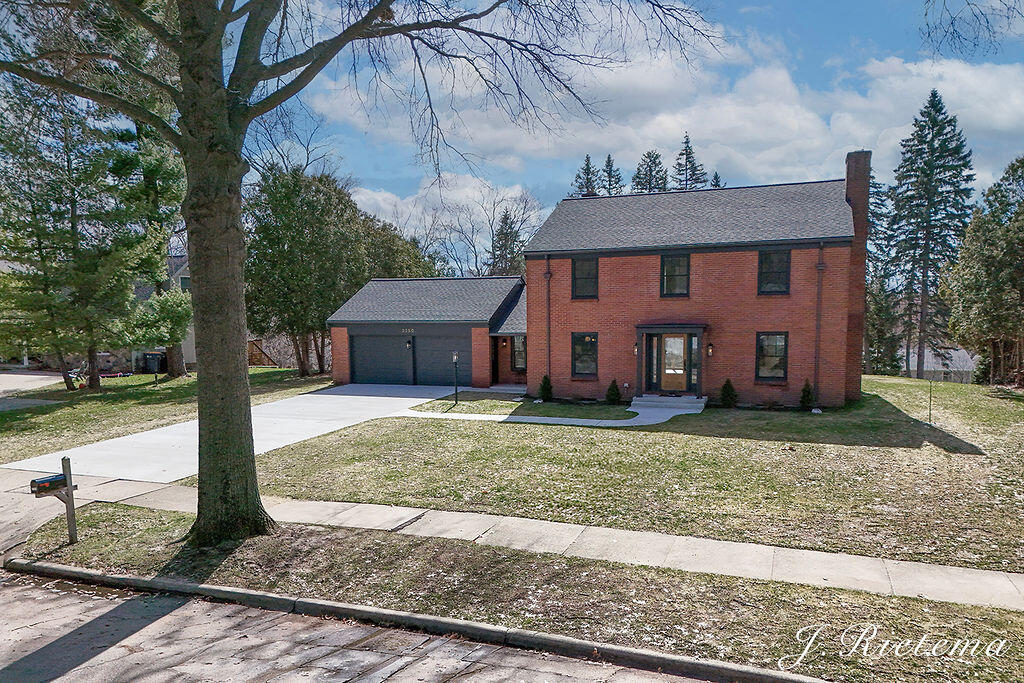 2150 Onekama Drive SE