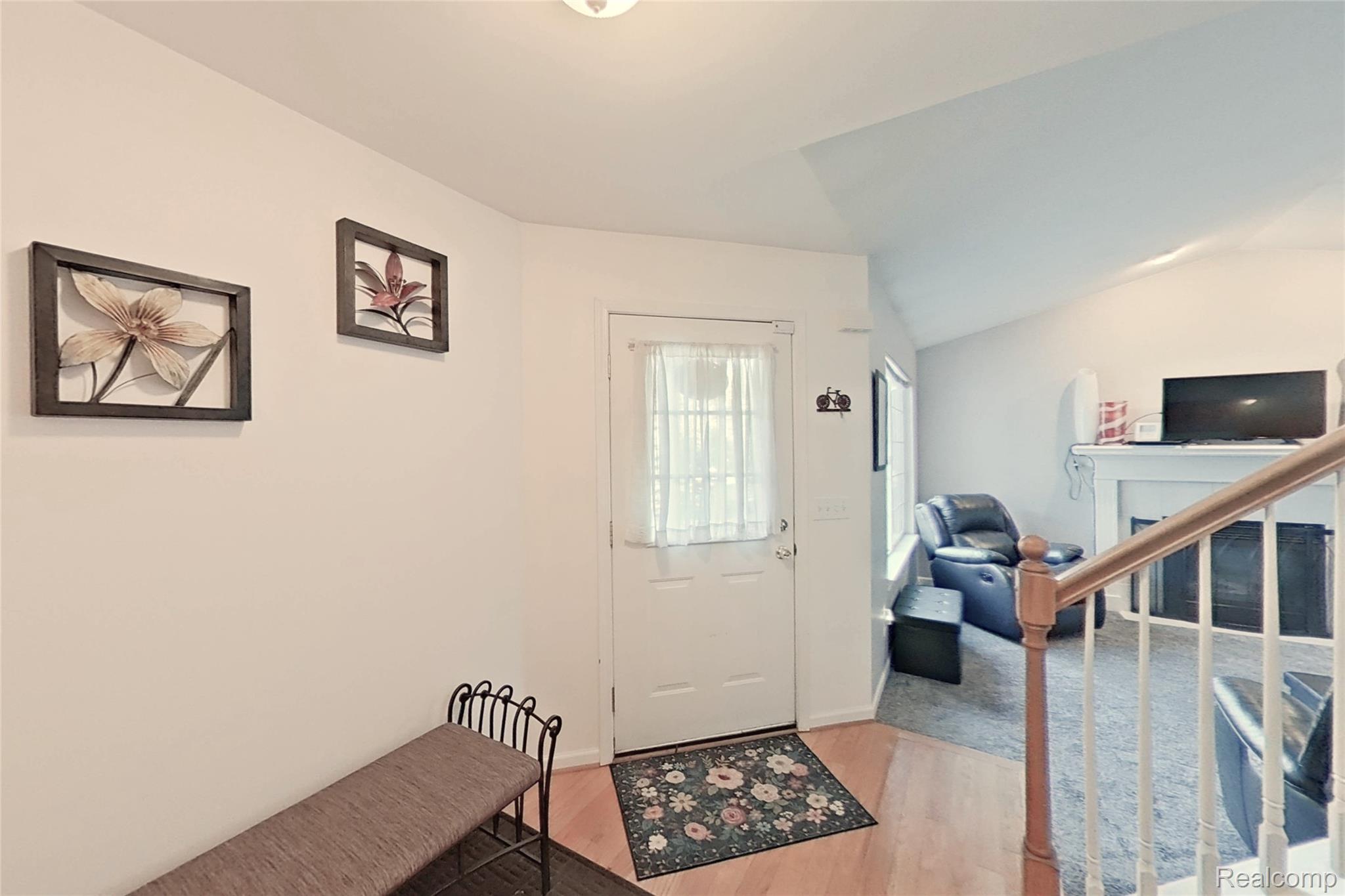 8883 Redstone Drive 2