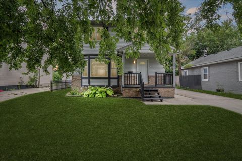 578 E Mahan Avenue Hazel Park City MI 48030