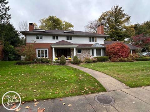 535 Ballantyne Road Village Of Grosse Pointe Shores City MI 48236