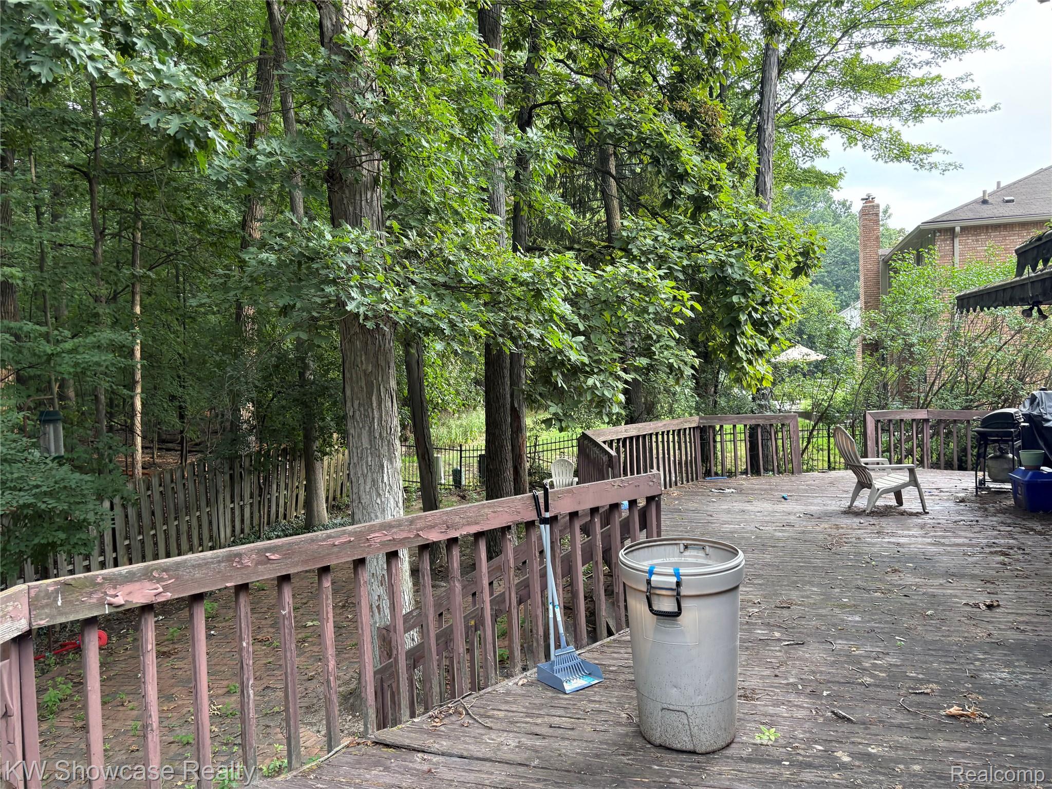 5064 Far Ravine Court