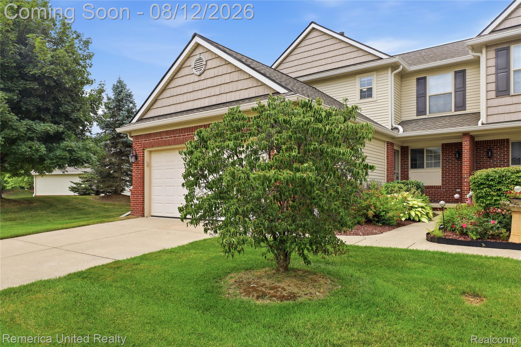 4637 Summer Ridge Drive