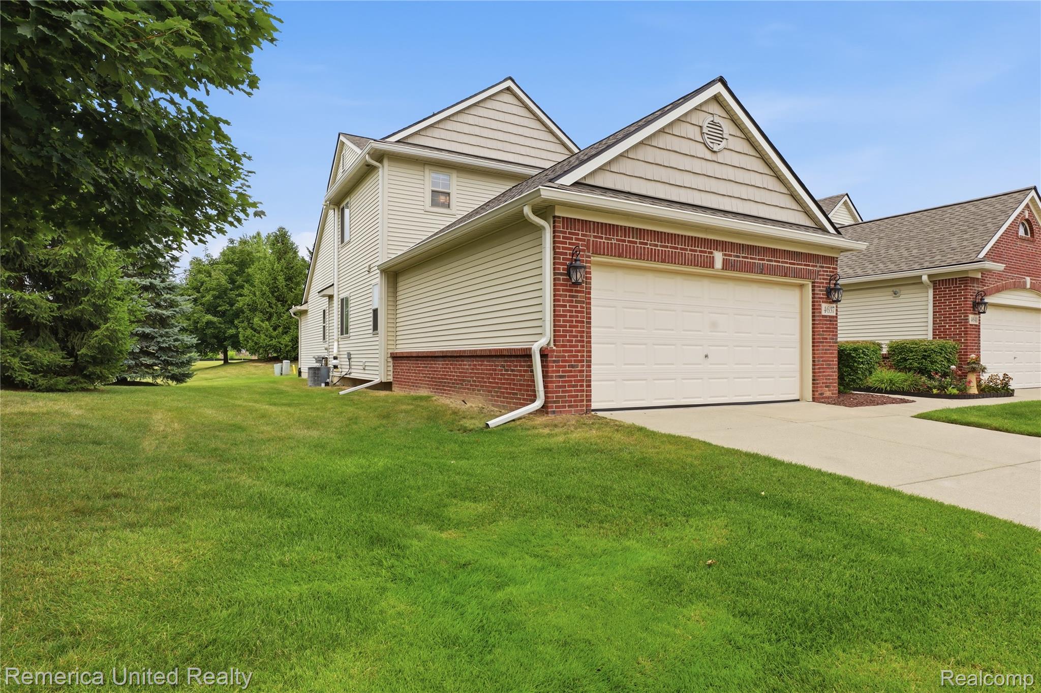 4637 Summer Ridge Drive