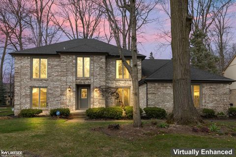 13933 Towering Oaks Drive Shelby Charter Township Macomb MI 48315