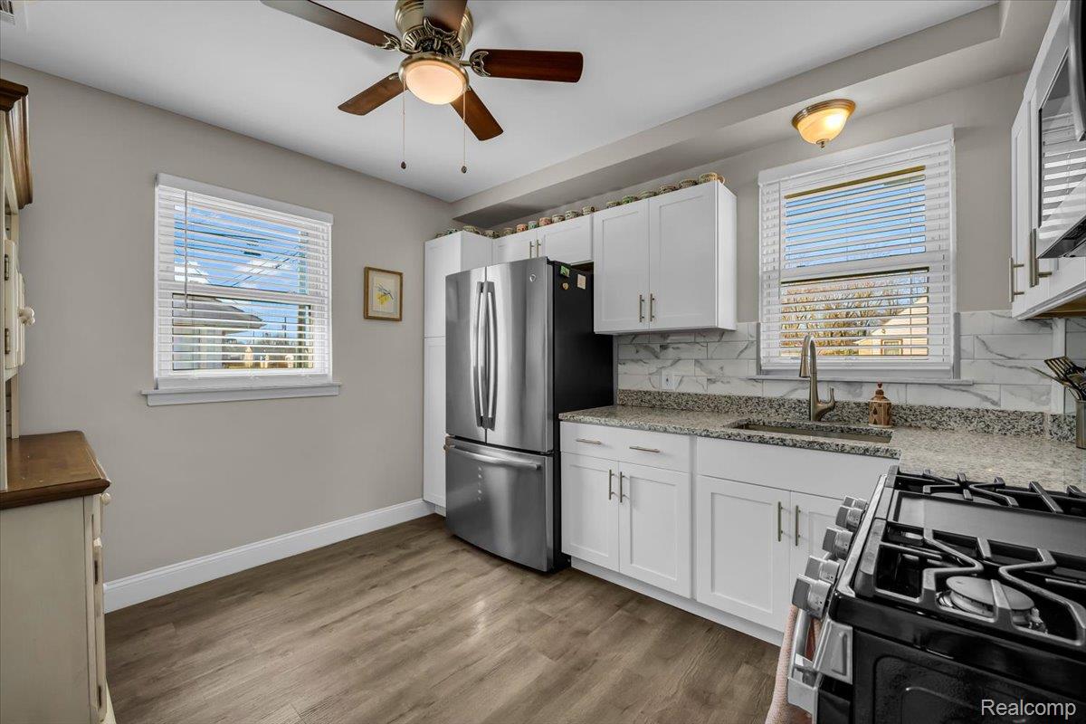 1104 E Barrett Avenue