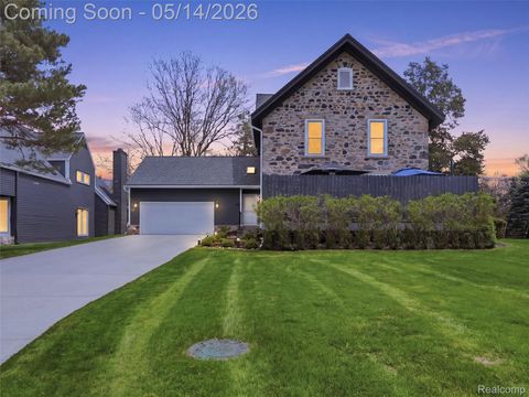 7475 Pinehurst Circle Bloomfield Hills City MI 48301