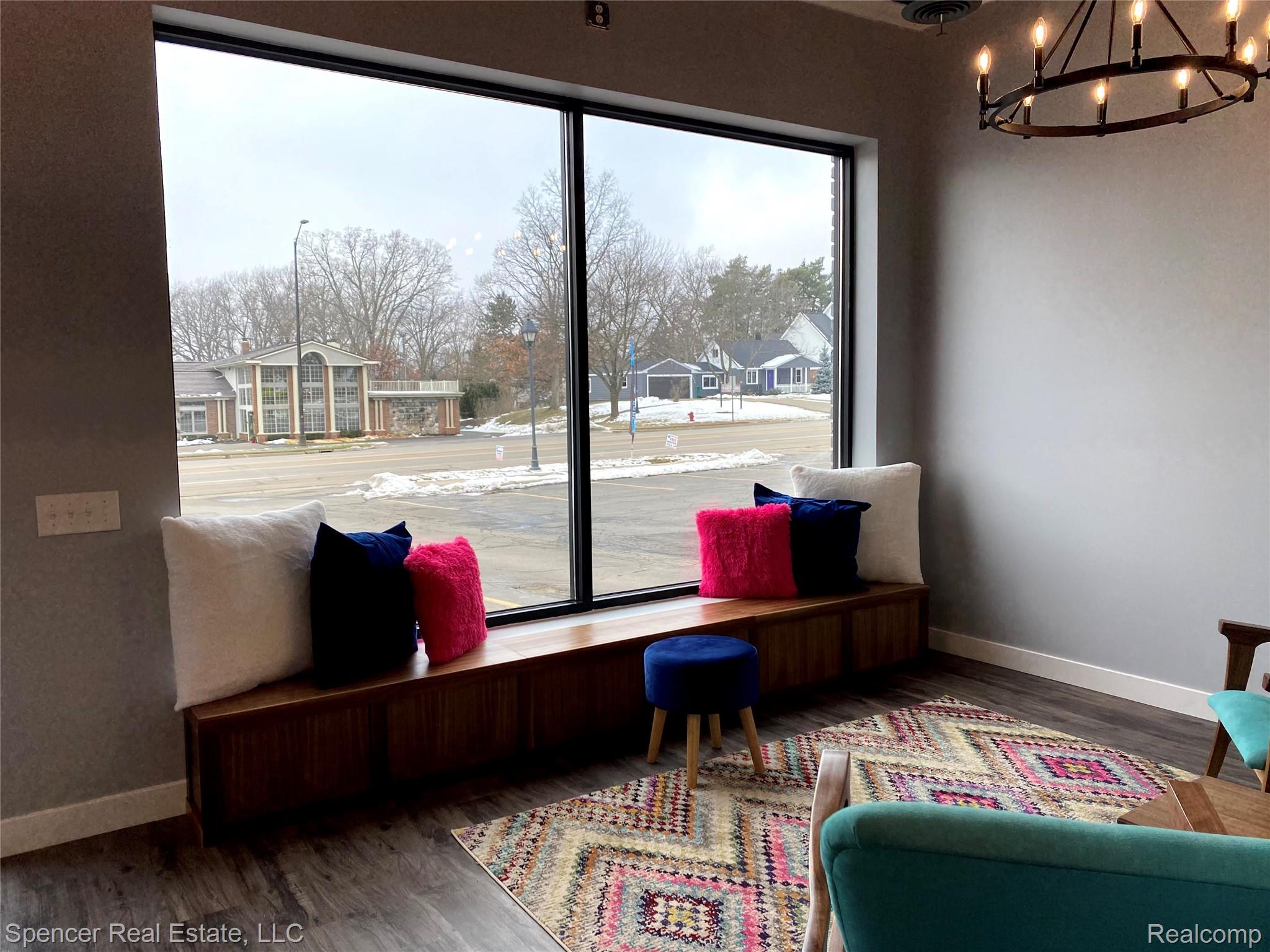 5916 S Main