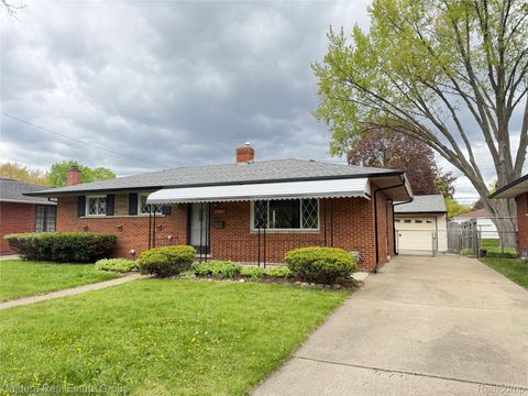 8917 Shannon Drive Sterling Heights City MI 48314