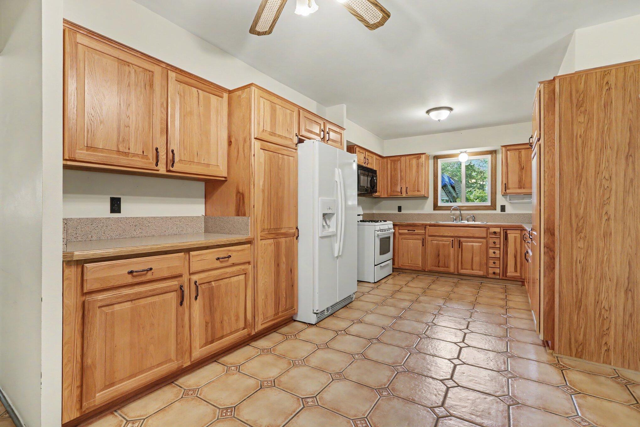 9610 Hamburg Court