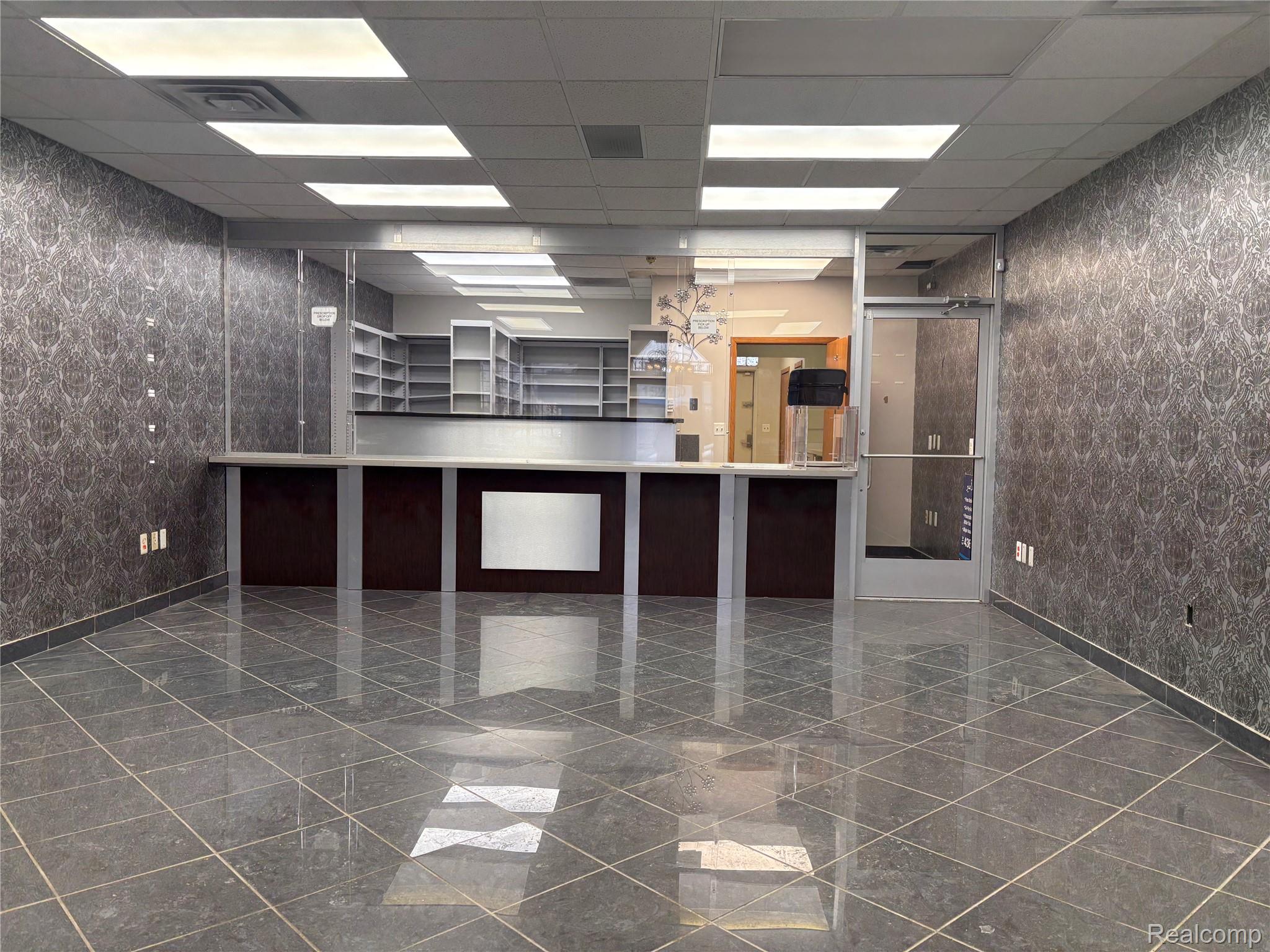 15210 W Warren Avenue