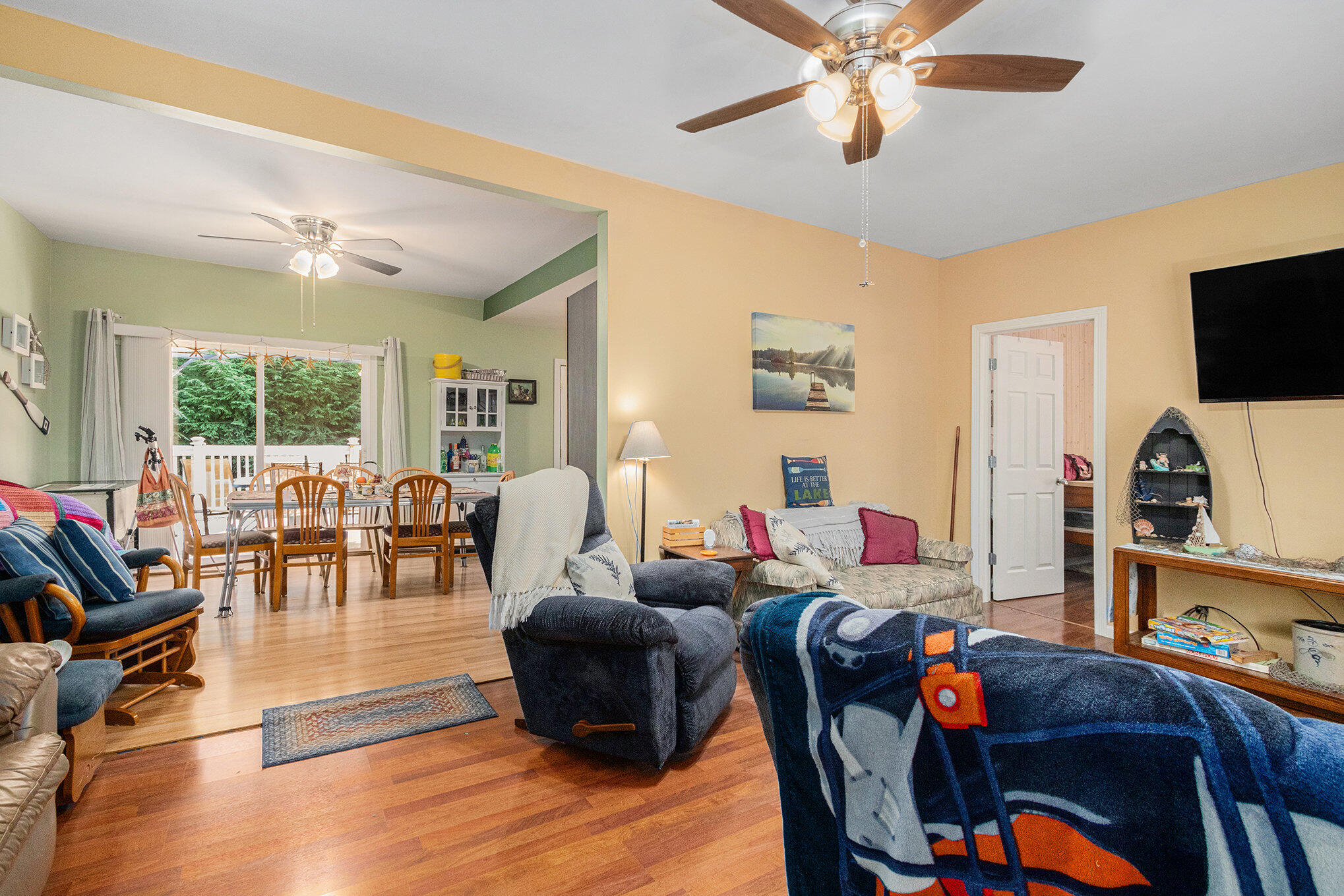 8663 Little Paw Paw Avenue