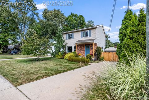 2650 Cummings Avenue Berkley City MI 48072