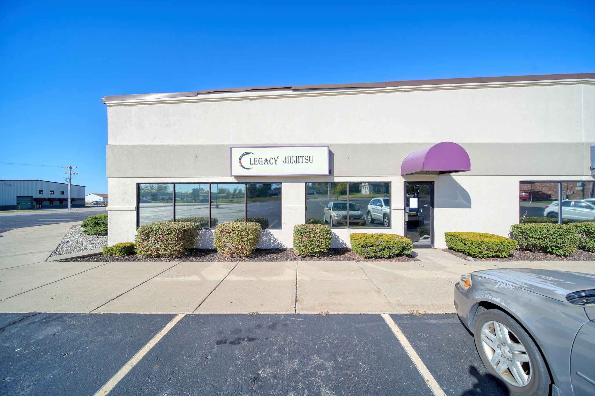 3212 Wildwood Avenue