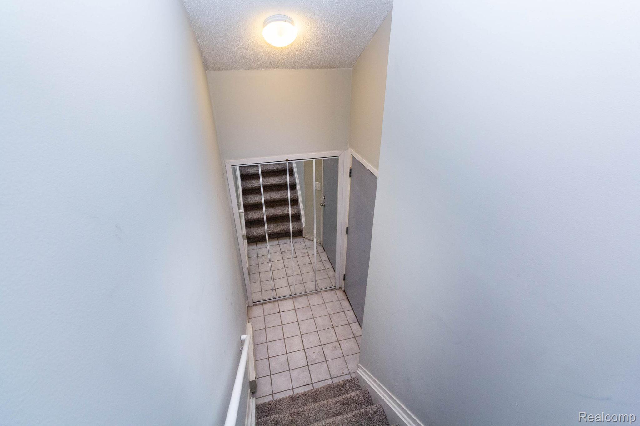 6580 Ridgefield Circle 202