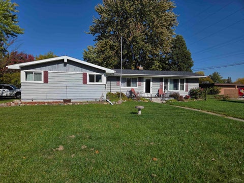 Photo of 4764 Weiss Street, Saginaw Charter Township, MI 48603 (MLS # 61050224803)