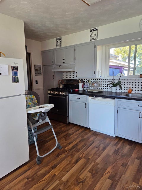 Tiny photo for 4764 Weiss Street, Saginaw Charter Township, MI 48603 (MLS # 61050224803)