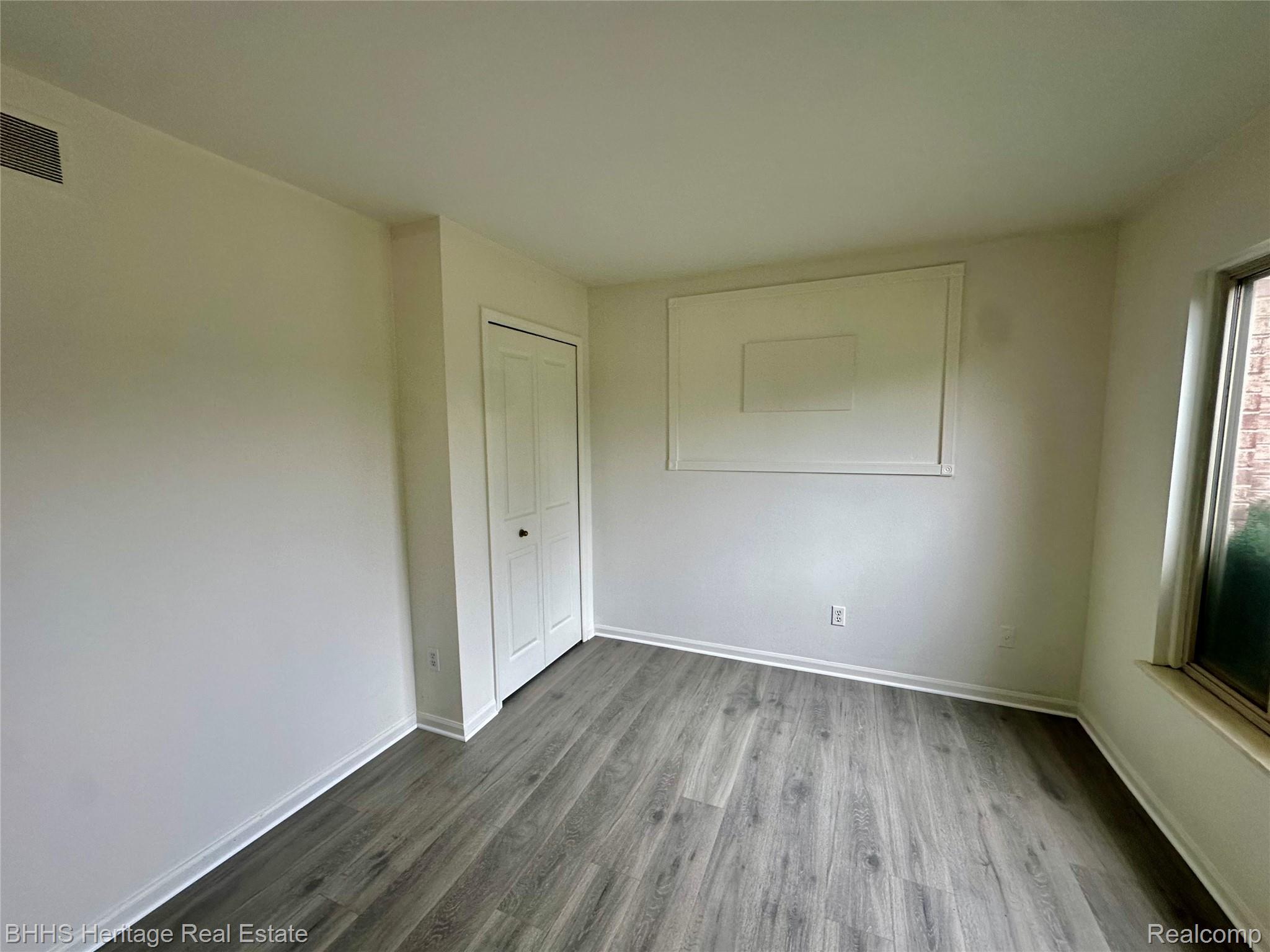 Pittsfield Charter Township, Michigan 48197, United States, 4 Bedrooms Bedrooms, ,4 BathroomsBathrooms,Residential,Active,227835