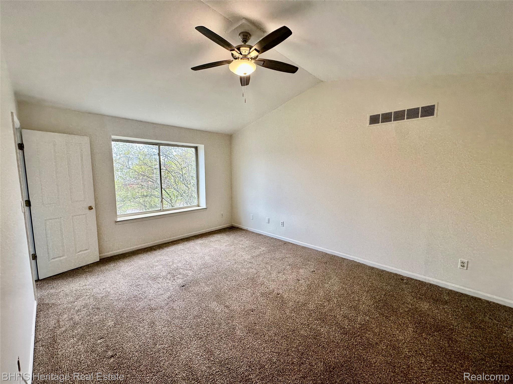 Pittsfield Charter Township, Michigan 48197, United States, 4 Bedrooms Bedrooms, ,4 BathroomsBathrooms,Residential,Active,227835