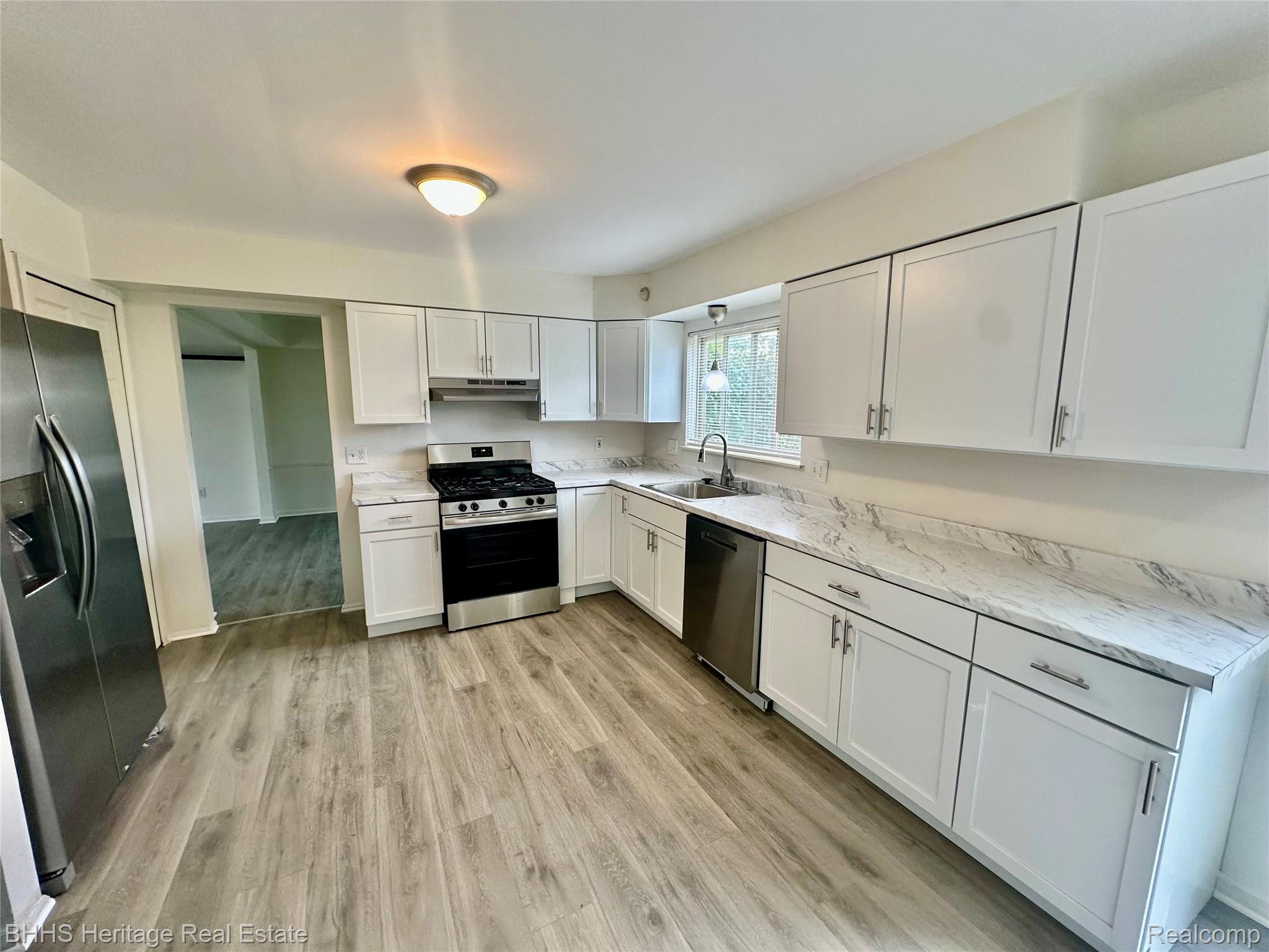 Pittsfield Charter Township, Michigan 48197, United States, 4 Bedrooms Bedrooms, ,4 BathroomsBathrooms,Residential,Active,227835