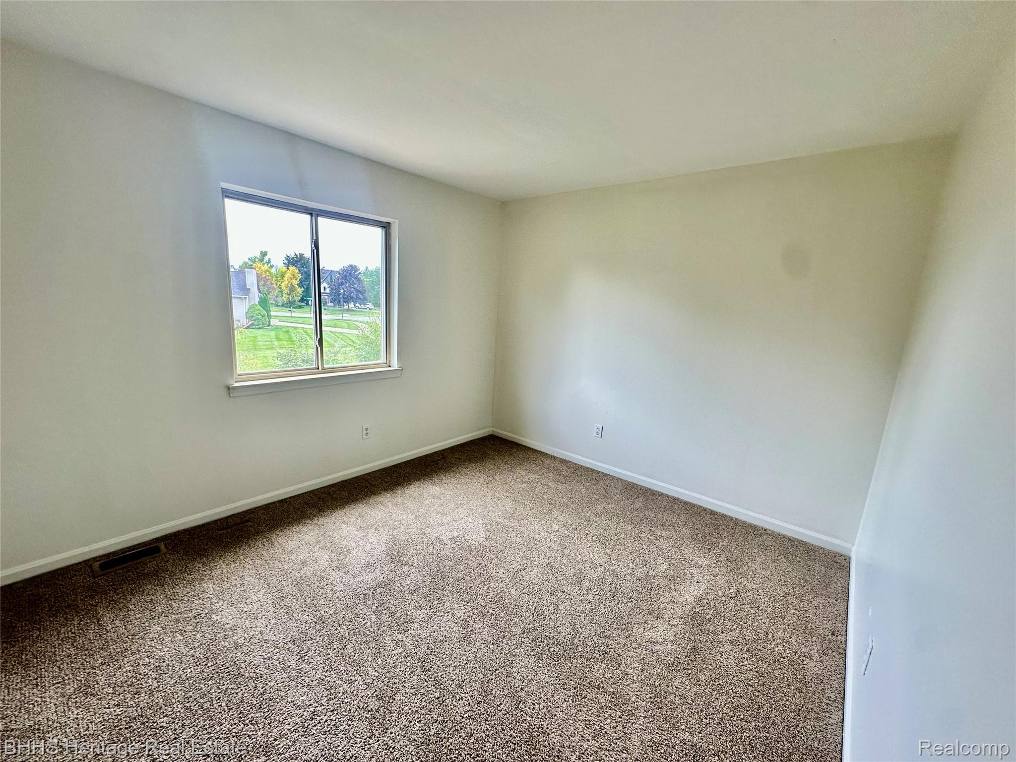 Pittsfield Charter Township, Michigan 48197, United States, 4 Bedrooms Bedrooms, ,4 BathroomsBathrooms,Residential,Active,227835