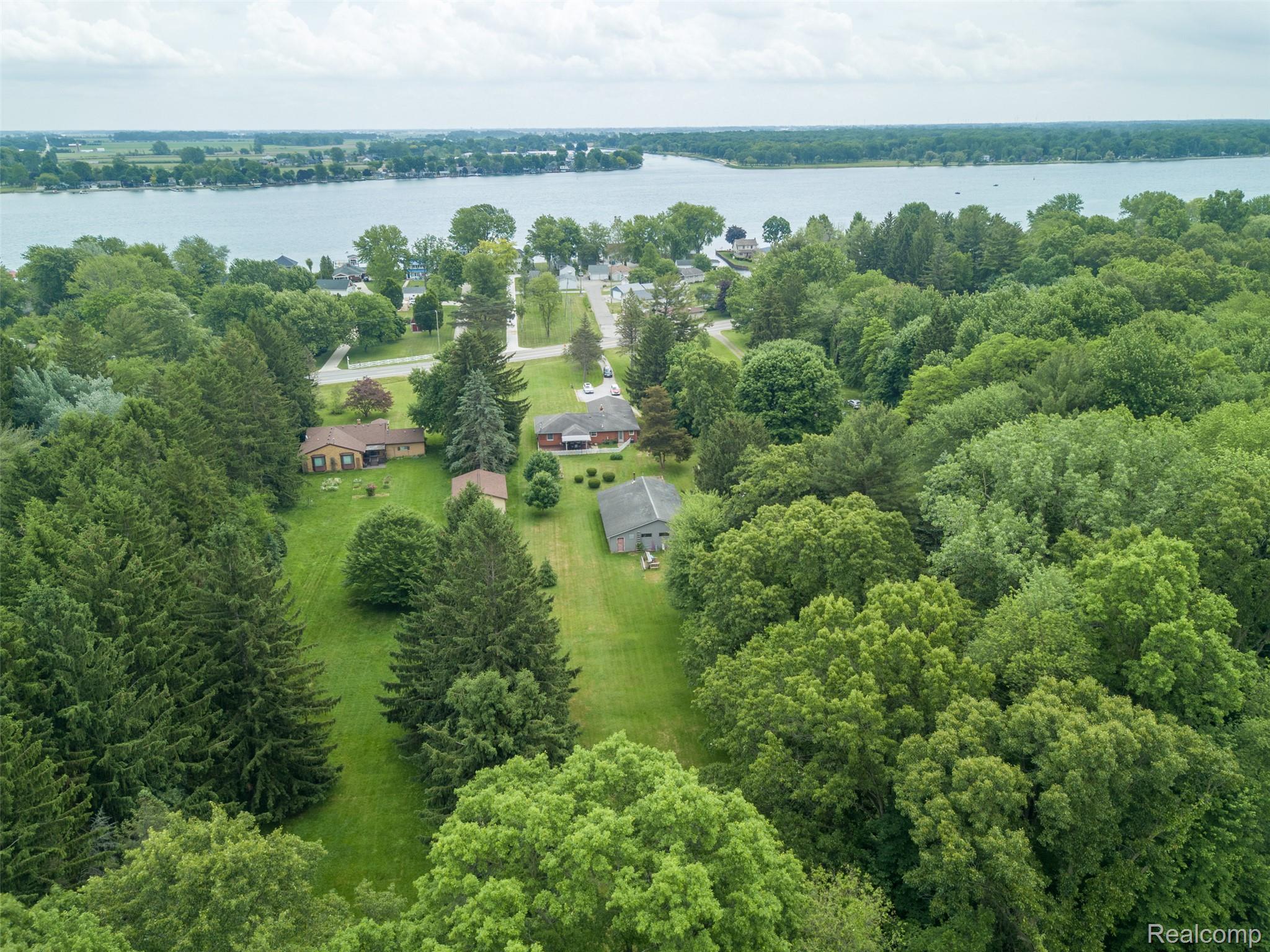 9404 River Road