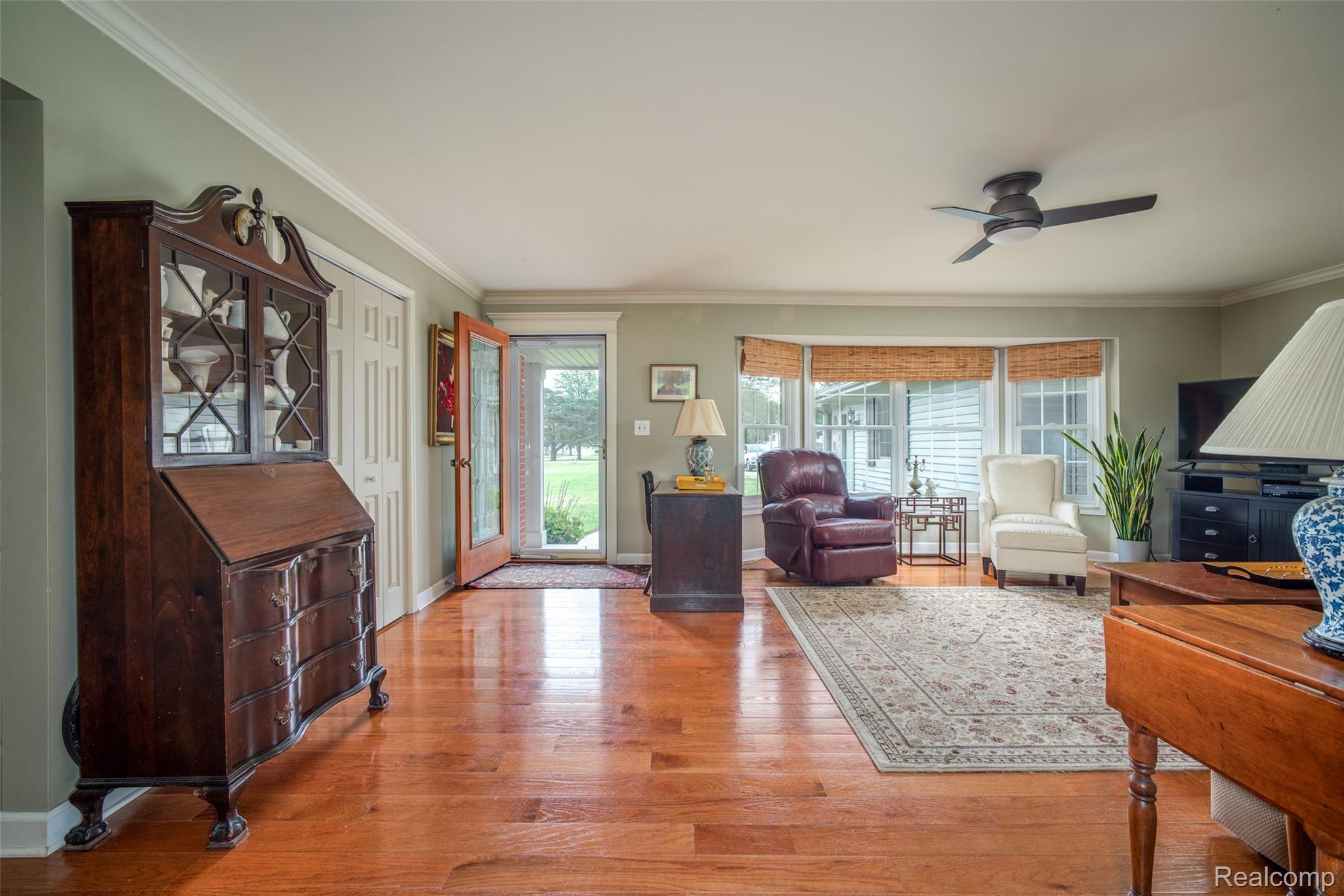 9404 River Road