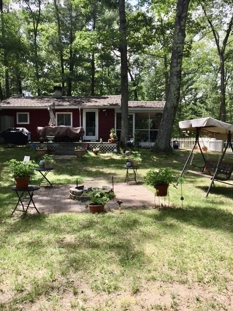 9520 S Rainbow Lake Drive