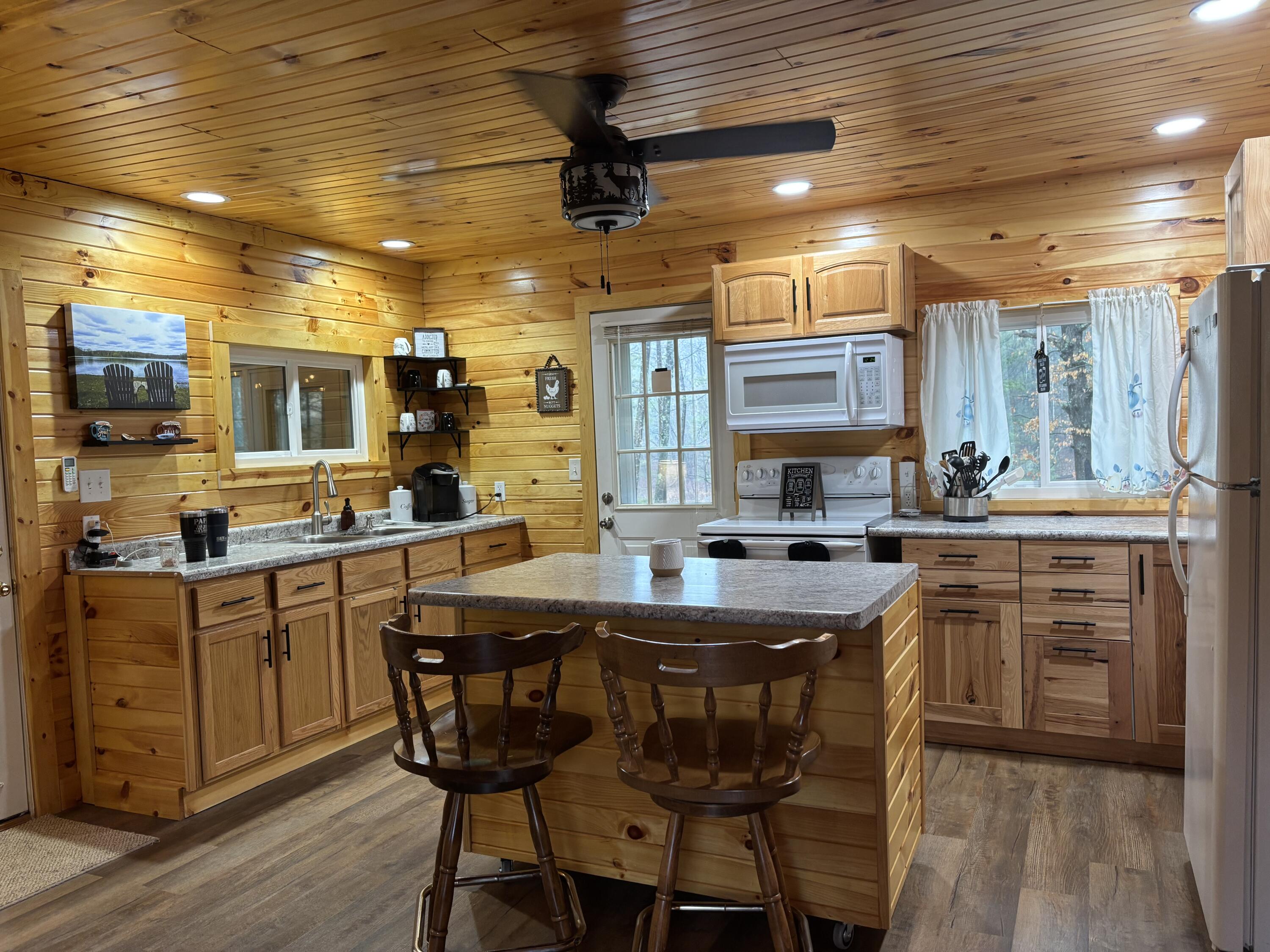 9520 S Rainbow Lake Drive