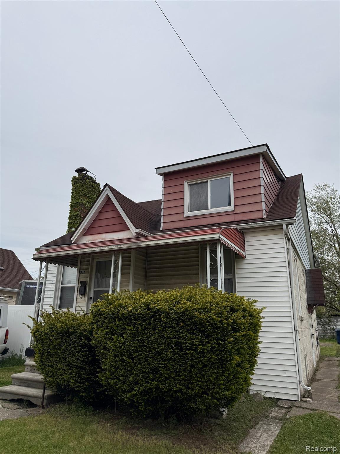 315 Polk Avenue