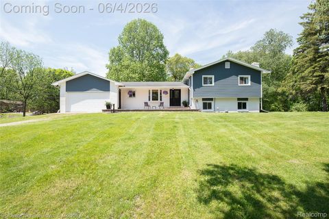 4225 N Tipsico Lake Road Hartland Township MI 48353
