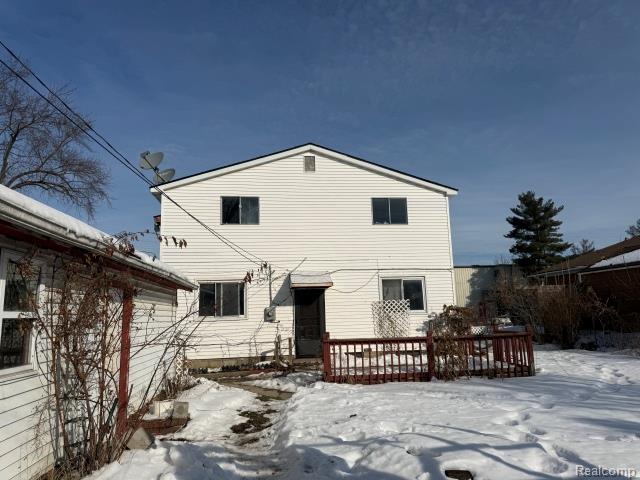 151 W Sheffield Avenue