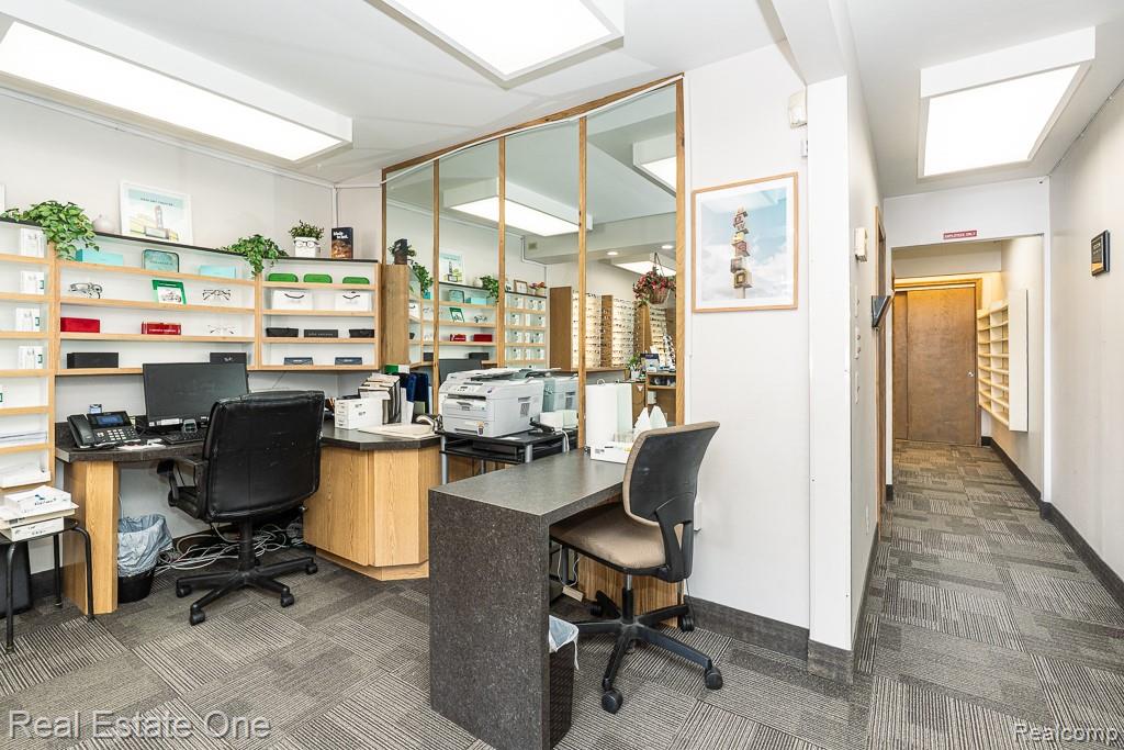 32756 Woodward Avenue