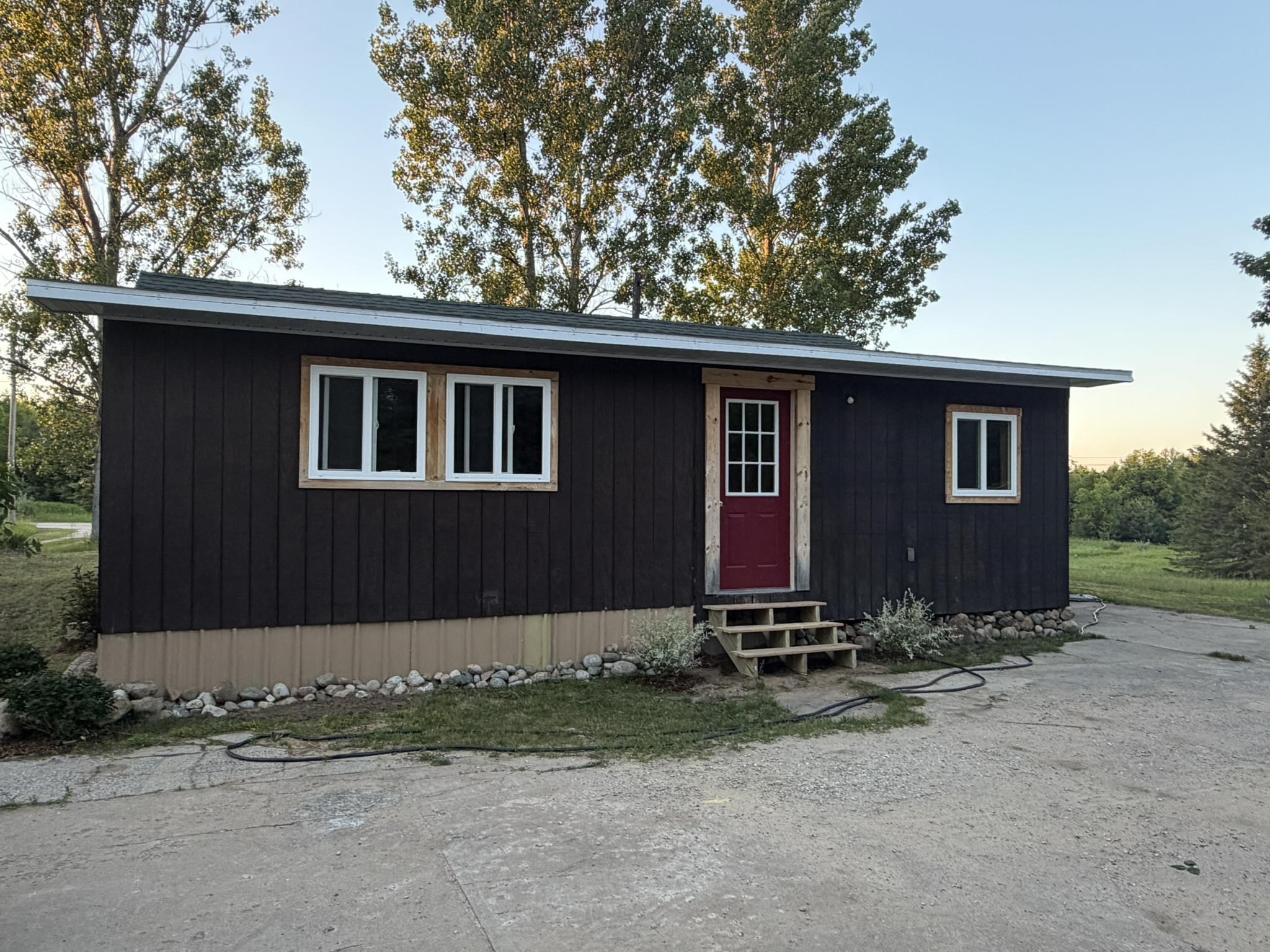 6855 W Sharon Road, SW