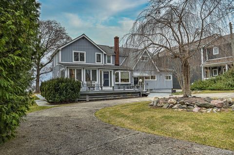 3453 ORMOND Road W White Lake Charter Township MI 48383