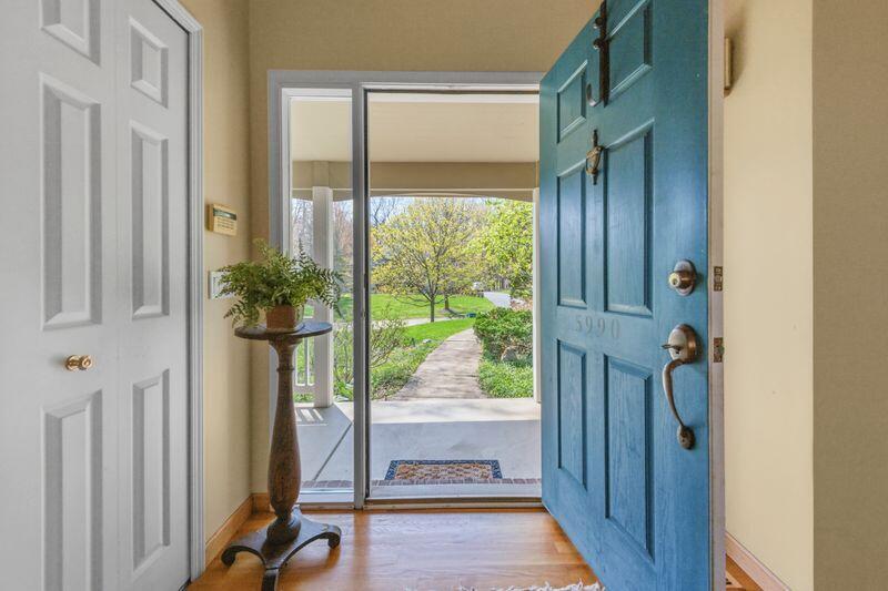 5990 Lynne Hollow Drive