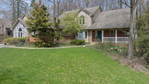 5990 Lynne Hollow Drive Commerce Charter Township MI 48382
