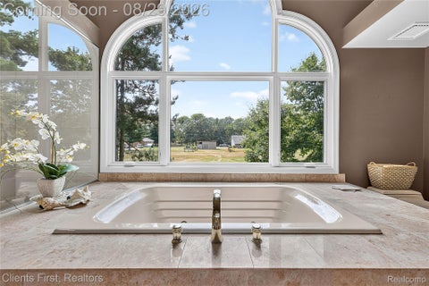 Tiny photo for 9022 Kingston Court, Hamburg Township, MI 48169 (MLS # 20261067159)
