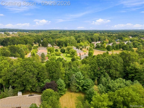 Tiny photo for 9022 Kingston Court, Hamburg Township, MI 48169 (MLS # 20261067159)