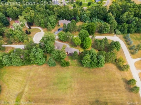 Tiny photo for 9022 Kingston Court, Hamburg Township, MI 48169 (MLS # 20261067159)