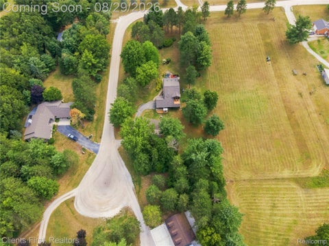 Tiny photo for 9022 Kingston Court, Hamburg Township, MI 48169 (MLS # 20261067159)