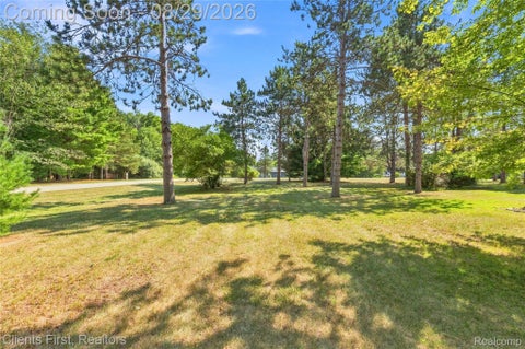 Tiny photo for 9022 Kingston Court, Hamburg Township, MI 48169 (MLS # 20261067159)