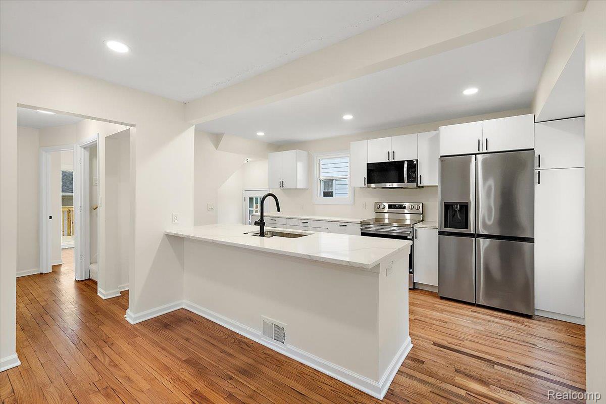 1888 Griffith Avenue