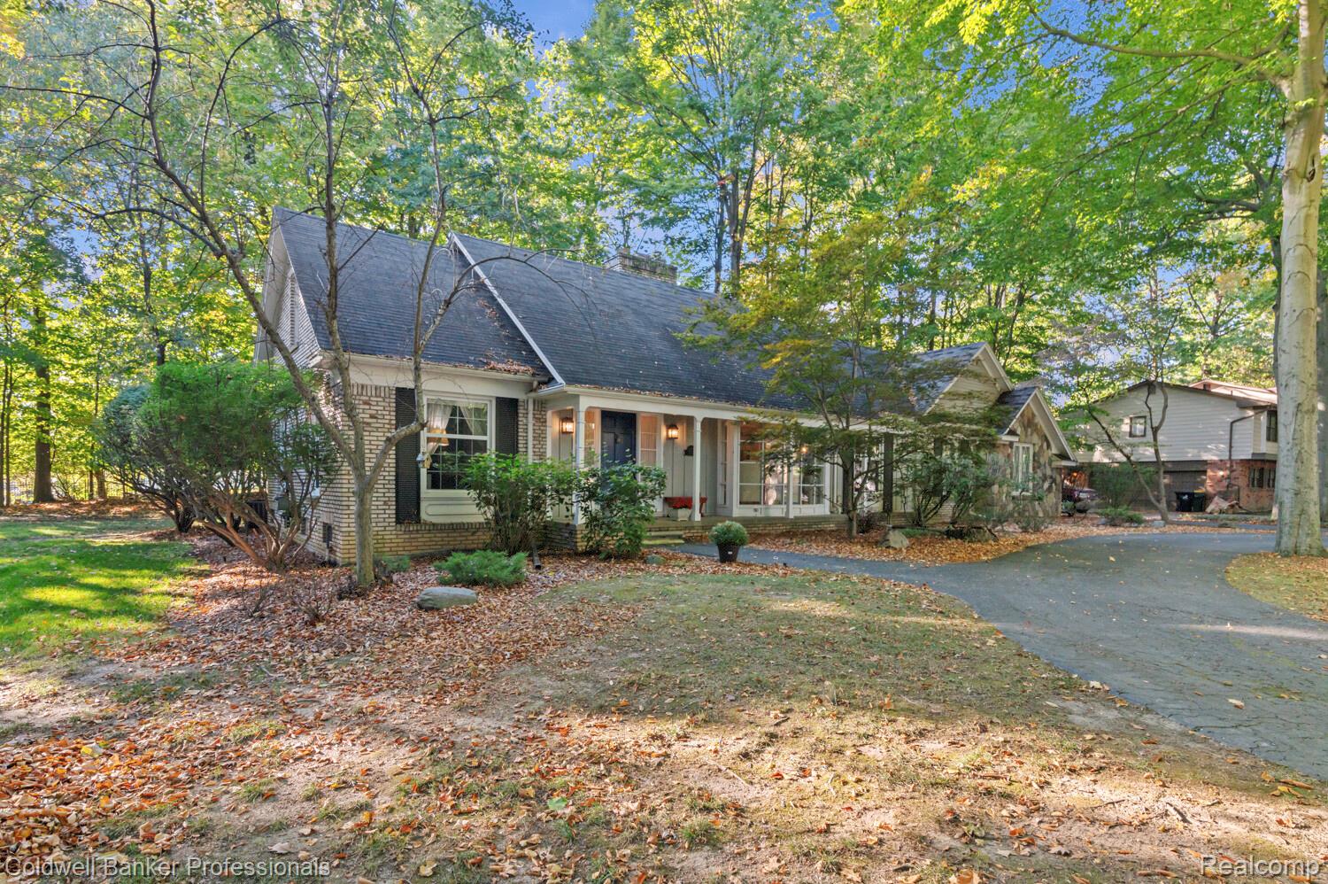 21333 Woodhill Drive