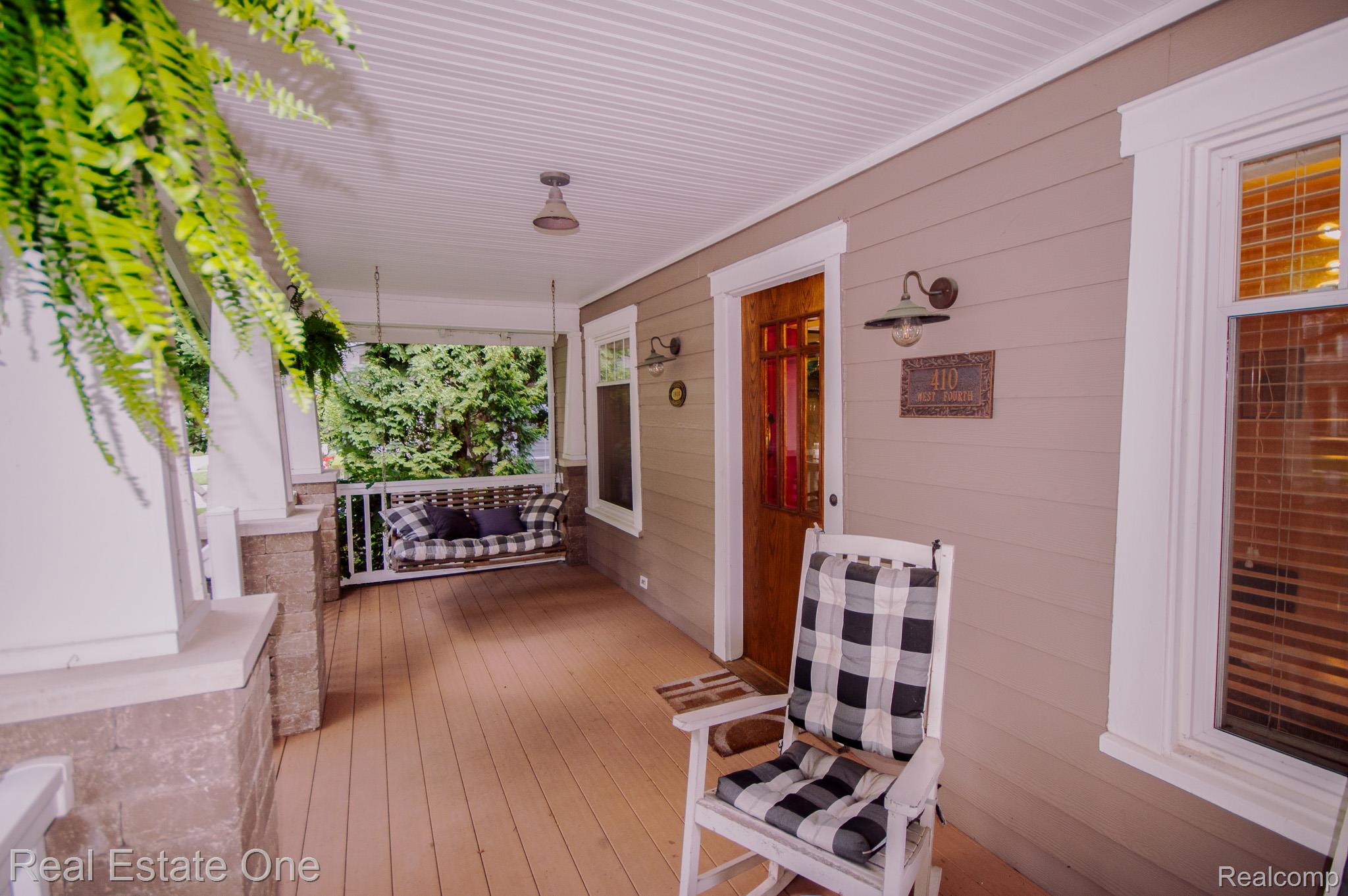 410 W 4th Street