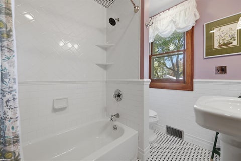 Tiny photo for 16650 Kingston Street, Fraser City, MI 48026 (MLS # 58050225462)