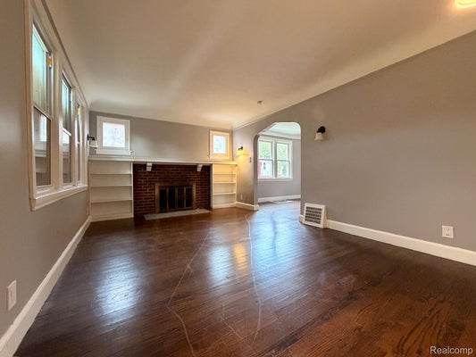 4522 HEREFORD ST, DETROIT, MI 48224 - Image f3ea9c841401e8d9bba0afa3ac87fcb5/744607767