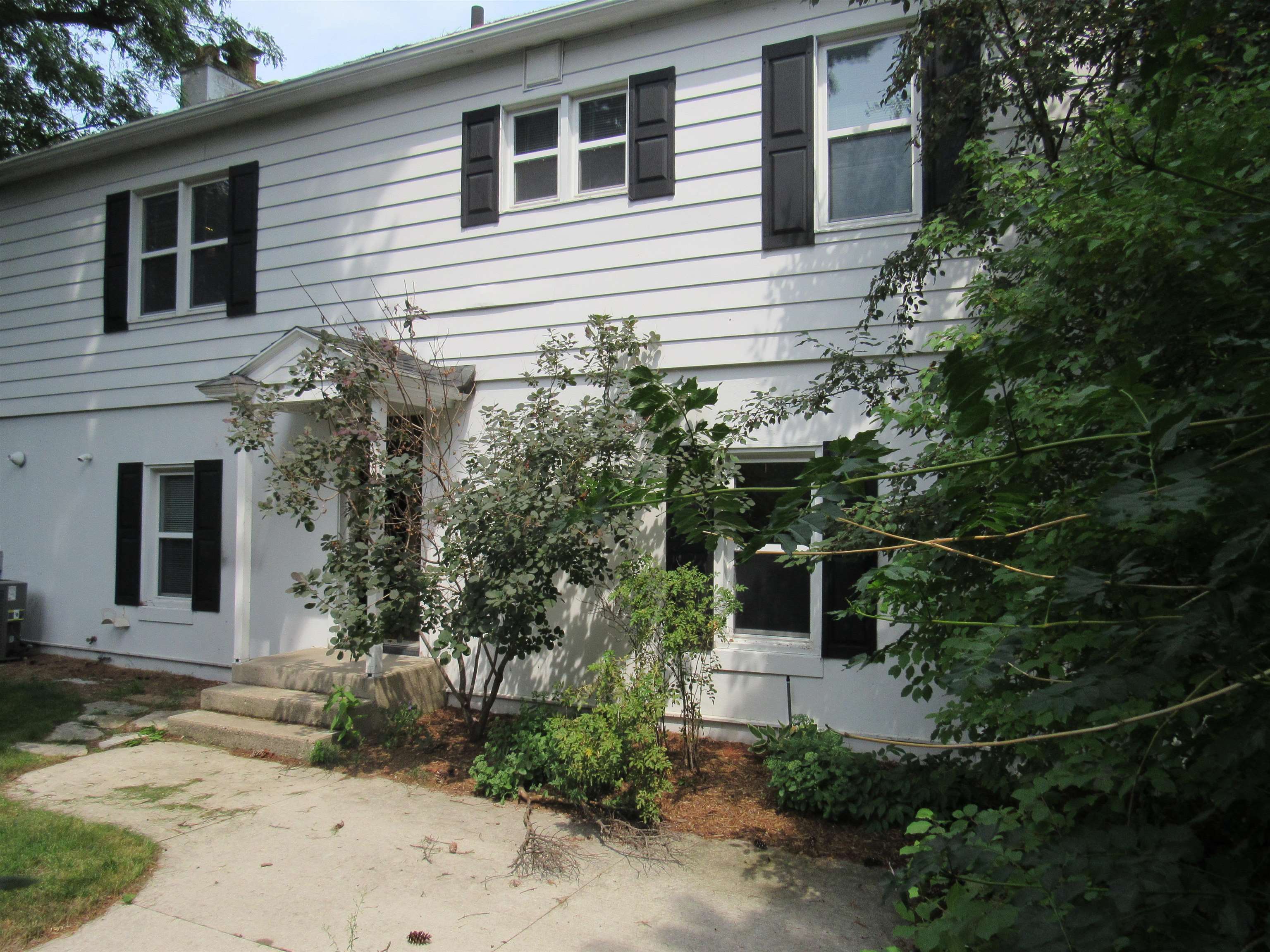 628 Sixth Street