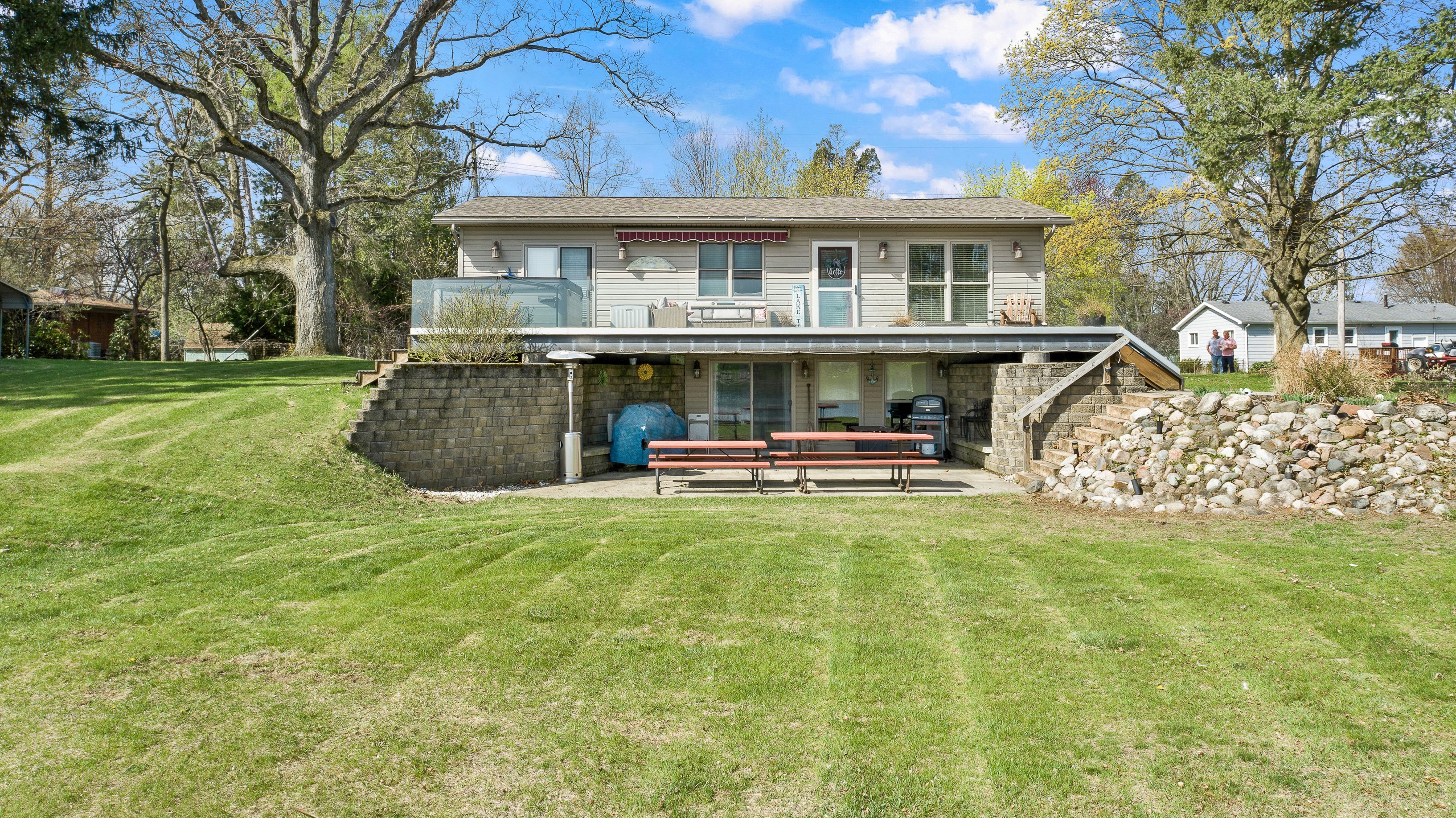417 CHICAGO Drive